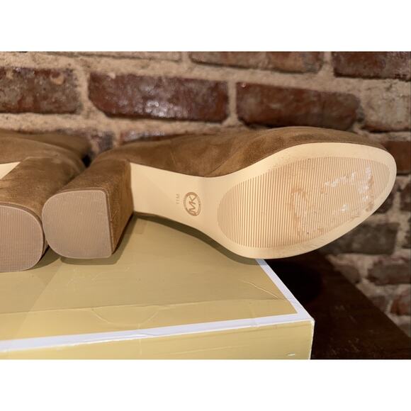 Michael Kors Frenchie Platform Bootie Suede Sz 11M Amber Brown Color New In Box - Picture 5 of 8